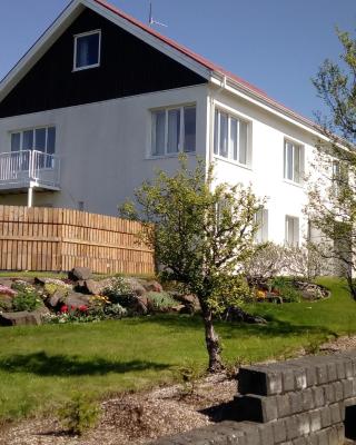 Setrið Guesthouse
