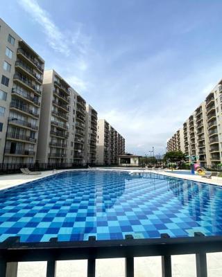Hermoso Apartamento en Condominio con Gym y Pisicina de Adultos y Niños