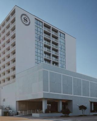 Sheraton Oceanfront Hotel