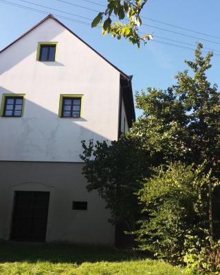 WineBerry Apartment
