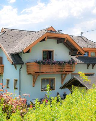 Ferienwohnungen am See Haus Spitzer