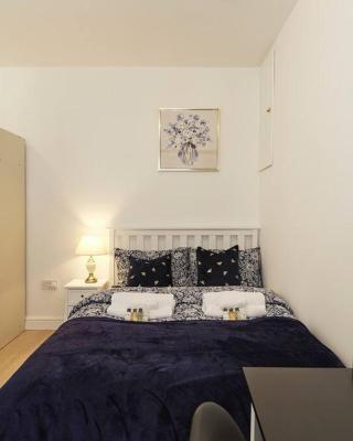 Rofennie Suite -Brand new luxury ensuite room!