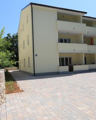 Apartments Saramandic