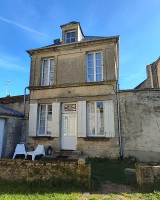 Gîte Le Prieur é - COEUR DE BOURG - maison 48 M2