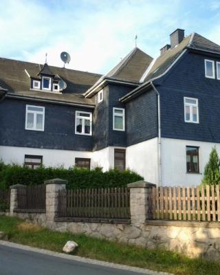 Monteurzimmer Alte Schule Heberndorf 1