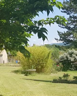 Chambre dans Petit havre de paix avec piscine chauffée au coeur du Luberon