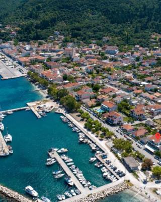 Filalithis Studios & Apartments