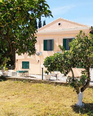 The Old Well, Spacious House in North Corfu