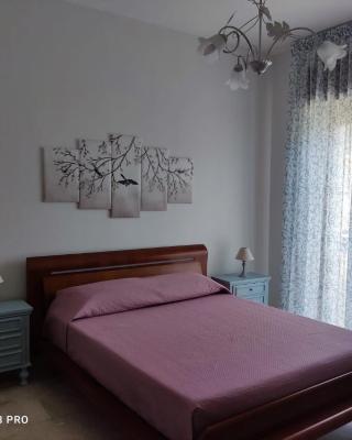 Residenza Regina Margherita, Apud Montes