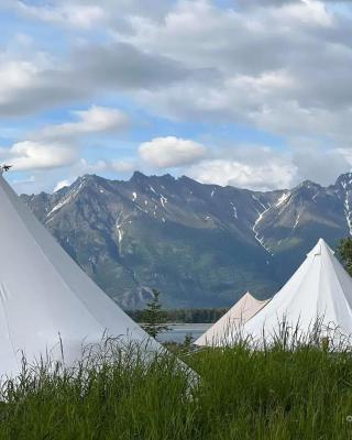 Lulu's Glamping Tents and Events with Exceptional River View
