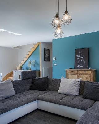 Avar'days - maison moderne et calme, 4 chambres et 8 personnes