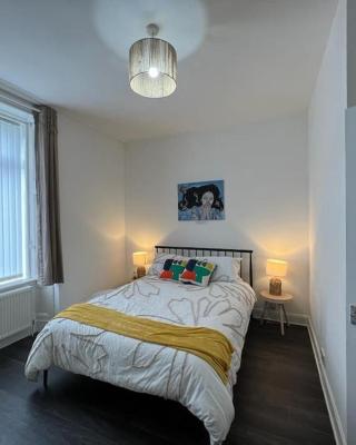 Perfect Ardrossan 1-bed flat. 5 min to north beach.