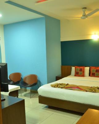 Cubbon Suites - 10 Minute walk to MG Road, MG Road Metro and Church Street