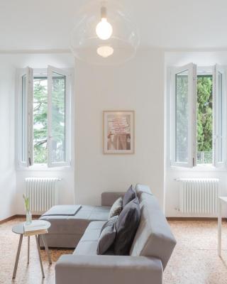Nonna Tere Apartment by Rent All Como