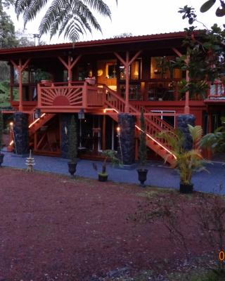 Alii Kane Cottages with Loft