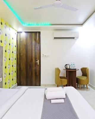 Hotel Broadway Near Delhi Airport