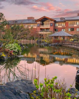 Best Western Premier Boulder Falls Inn