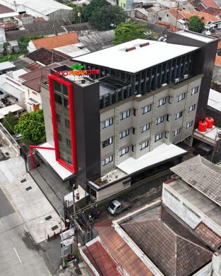 Eno Front One Hotel Semarang