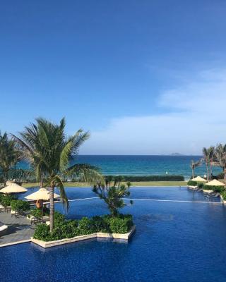 Seascape Villas In Long Beach Cam Ranh