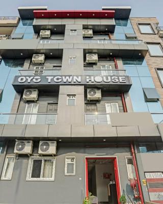 Super Townhouse Mannat Rohini 16