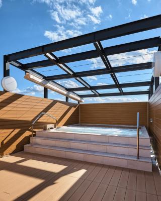 Sauna & Capsule Hotel Rumor Plaza