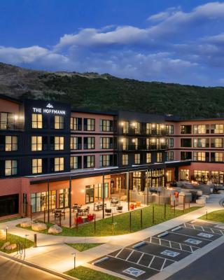 The Hoffmann Hotel Basalt Aspen Tapestry Collection Hilton
