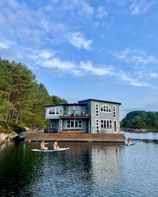 Floating House Bergen