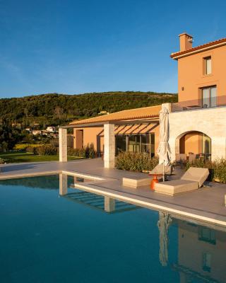 Reveli Suites