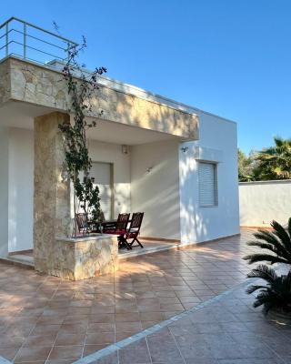 Villa Edoardo con pineta a 250 metri dal mare