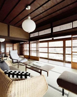 bLOCAL Hayase House - Vacation Villa facing ocean view with BBQ Grill Free Parking Space