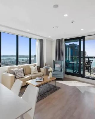 Sky Tower Views 2 Bed 2 Bath CBD Zodiak Stays