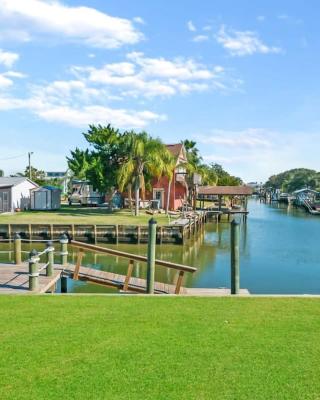 Canal Front Home! Walk to Beach, Porch, Fishing