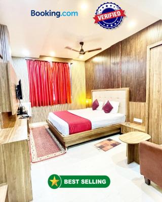 HOTEL SIDDHANT PALACE ! VARANASI fully-Air-Conditioned hotel at prime location, Lift-&-wifi-available, near-Kashi-Vishwanath-Temple, and-Ganga-ghat