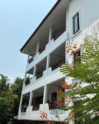 Yindee Stylish Guesthouse