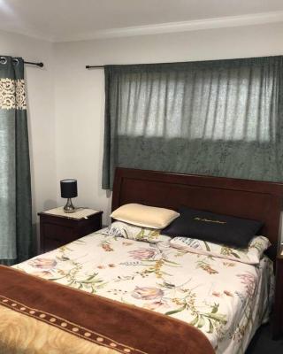 Room in Stand alone family house - Pukekohe