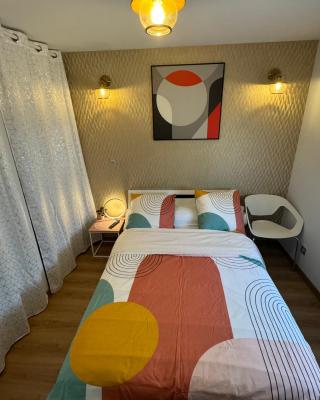 Chambre privée-Clim-TV-Confort-Breakfast inclus