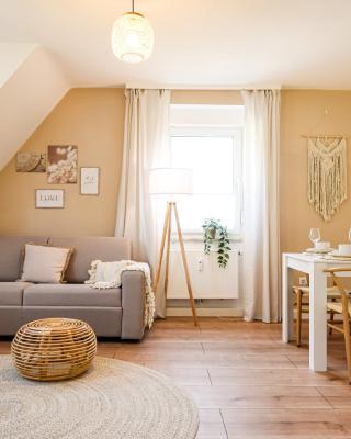 BOHO-Apartment - Feel like Home, Tiny Bathroom & Garage, 60m2