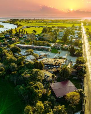 Last Resort Karamea