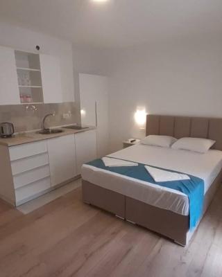Guest house Mia Becici - Sobe i Apartmani