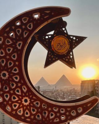 Jessy Pyramids View Inn