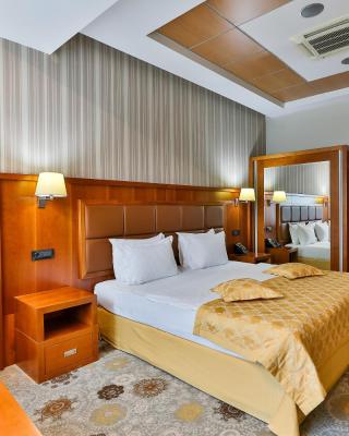 Kings Park Hotel