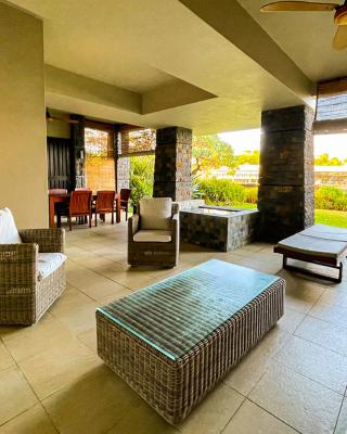 Private Beach 5-star Villa, Golf & Luxe