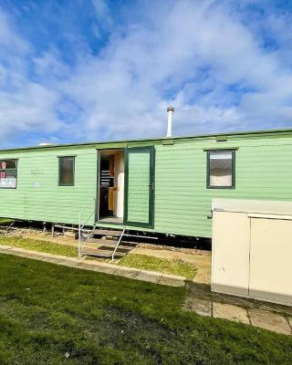 8 Berth Caravan With Free Wifi At Heacham Holiday Park In Norfolk Ref 21008e