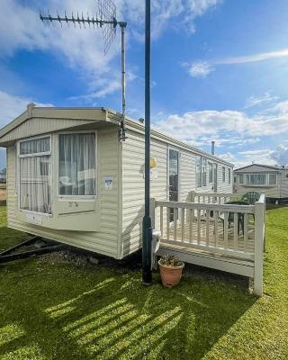 6 Berth Caravan With Decking Nearby Heacham Beach In Norfolk Ref 21047a