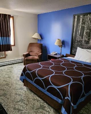 Hotel Iron Mountain Inn & Suites - Stay Express Collection