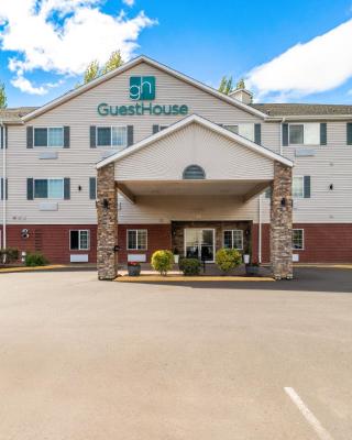 GuestHouse Inn & Suites Kelso/Longview