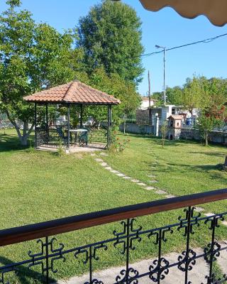 Kanela House