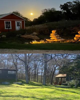 Private Cozy Hideaway with Deck Escape Austin 35mi