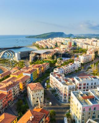 BELLA HOTEL PHU QUOC - Free tour to take pictures of Sunset town