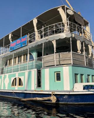 Floating Hotel- Happy Nile Boat